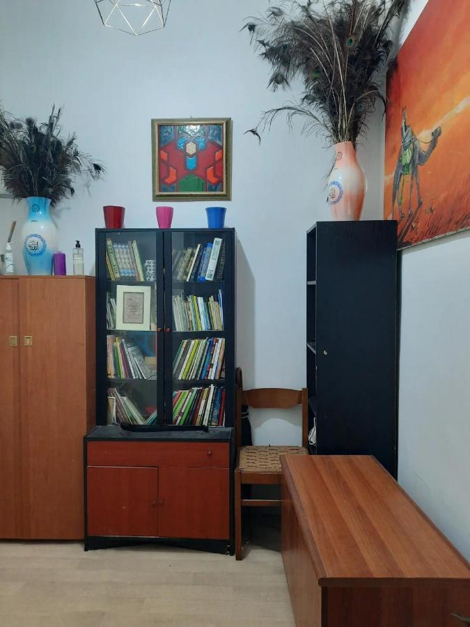 Nice And Quiet Accommodation In The City Center Milan Bagian luar foto